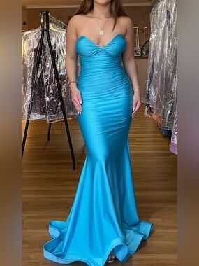 Strapless Aqua Mermaid Evening Dress
